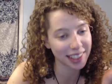 free nude cam girl flowqueen image #984784