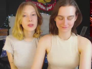 free nude cam girl julia_tina image #823457