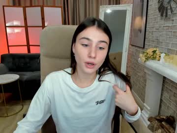 free nude cam girl chio_rio image #3688103