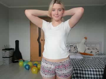 free nude cam girl belle_ellie image #4748893