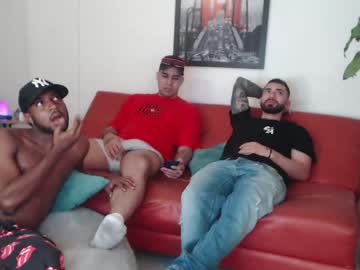 free nude cam man fratguysonline image #3346987