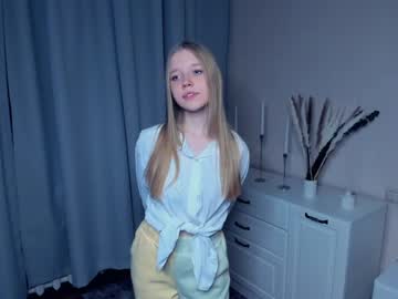 free nude cam girl hug_honestly image #5767563