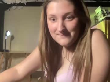 free nude cam girl ellamayxoxo image #2899903