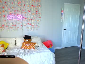 free nude cam girl rosiebones image #1441860