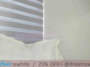 dreams_white cosplay cam