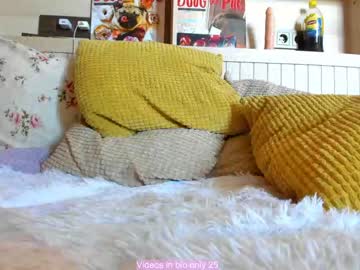free nude cam girl _mari_ image #1352309