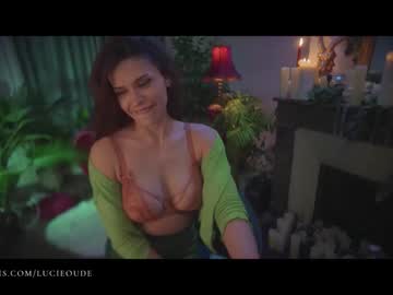 free nude cam girl lucieoude_ image #3340147