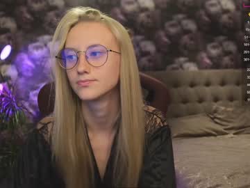 free nude cam girl angeellina image #2440041