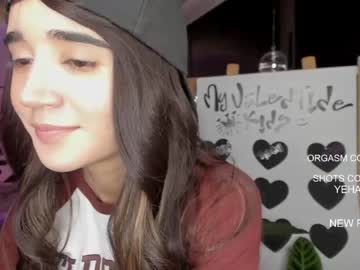 free nude cam girl lonelly_lolly98 image #3732496