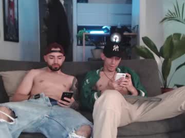 free nude cam man fratguysonline image #2507488