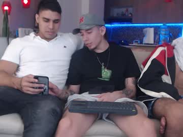 free nude cam man fratguysonline image #4861884