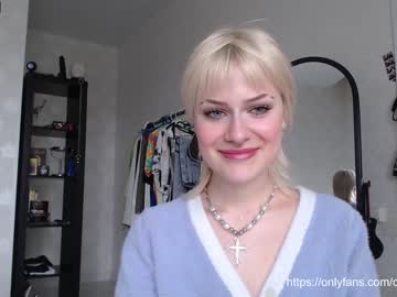 free nude cam girl _mllymoore_ image #2269274
