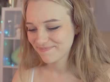 free nude cam girl mia_milagros image #1336810