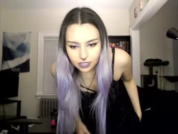 free nude cam girl runacrow image #4411300