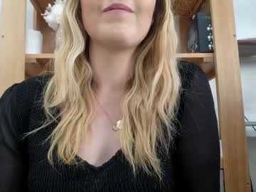 free nude cam girl hockeywife image #4182615