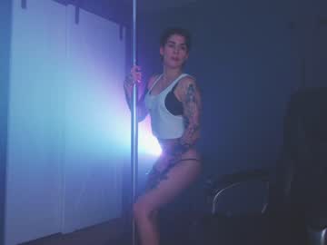 free nude cam girl aynmarie image #5276110