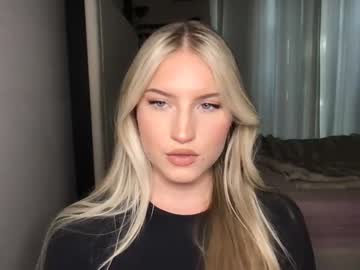 free nude cam girl thezabrina image #2949565
