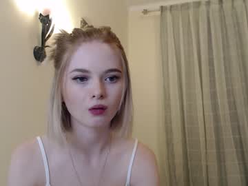 free nude cam girl yvaine777 image #873892