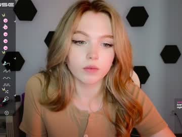 free nude cam girl small_blondee image #4591978