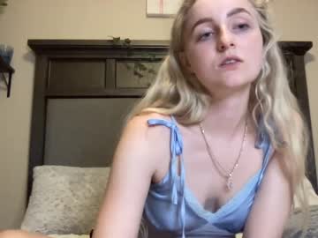 free nude cam girl peachezzs image #2399598