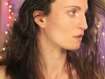 free nude cam girl yulladao image #4379982