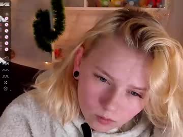 free nude cam girl lime_cat_nana image #3434358