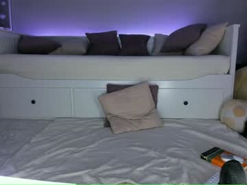 free nude cam girl roxy_blue_eyed_ image #1868177