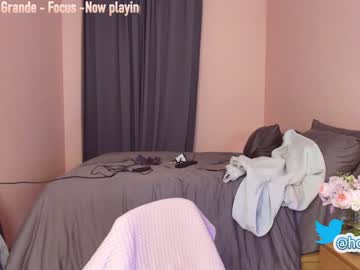 free nude cam girl hollyextra image #2188217