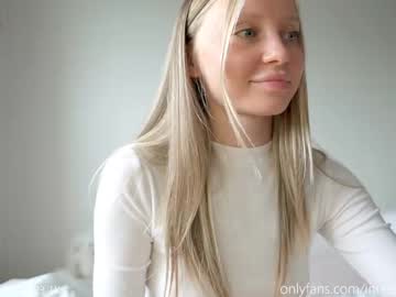 free nude cam girl pureangeldolores image #5429711
