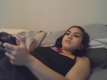 free nude cam girl karebearxx image #4821188