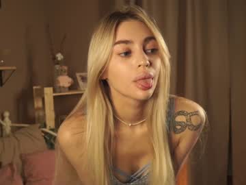 free nude cam girl cuteelsa_ image #5221656