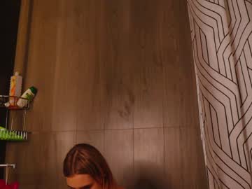 free nude cam girl angella_kleee image #3052429