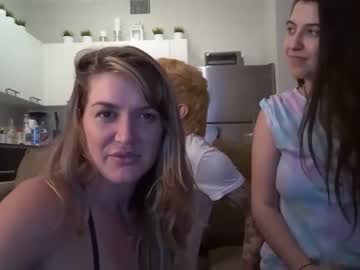 free nude cam couple shyfarmyogi image #2120722