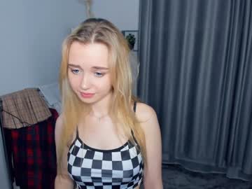 free nude cam girl fresh_cherries image #5282334