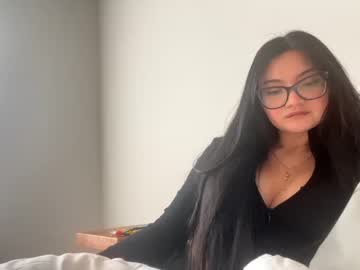 petiteasiant cosplay cam