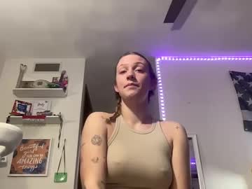 free nude cam girl carlyy13 image #6980436