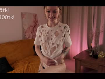 free nude cam girl caught_in_4k image #2072365