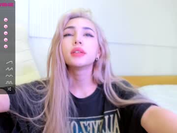 free nude cam girl hee_jin image #1667624