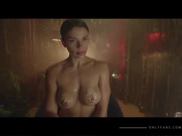 free nude cam girl lucieoude_ image #2670878