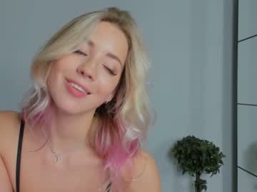 free nude cam girl emmi_rosee image #105452