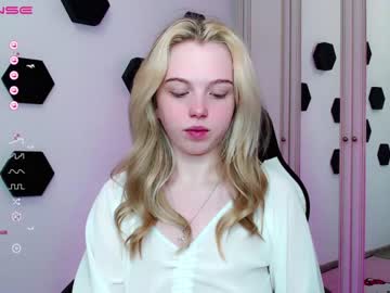 free nude cam girl small_blondee image #4198997