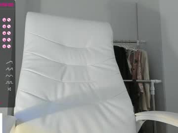 free nude cam girl hee_jin image #3396540
