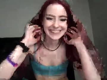 free nude cam girl petite_scarlettt image #4738886