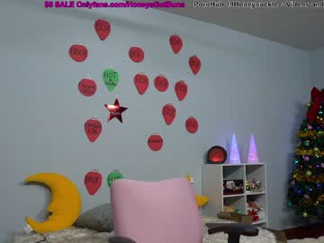 free nude cam girl 19honeysuckle image #5858888