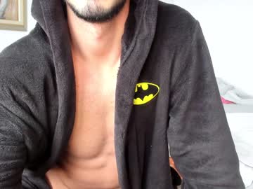 free nude cam man hola_hola_555 image #476457