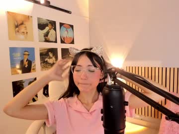 free nude cam girl little_effy18 image #4695314