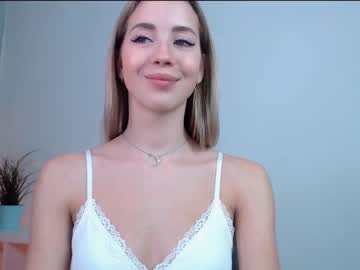 free nude cam girl emmi_rosee image #676330