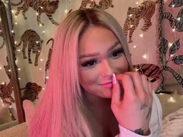 free nude cam girl ari_02 image #6453076
