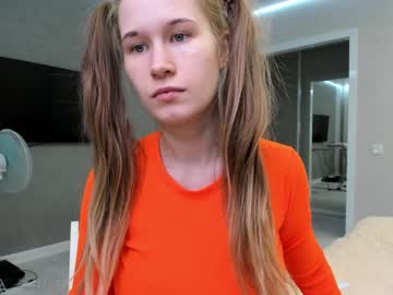free nude cam girl yana_squrel_22 image #4884442
