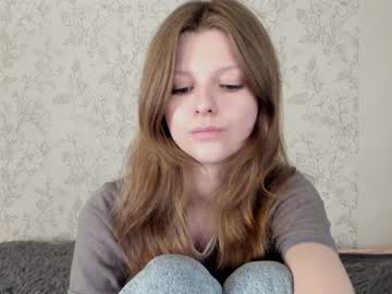 free nude cam girl alainaestrada image #5530838